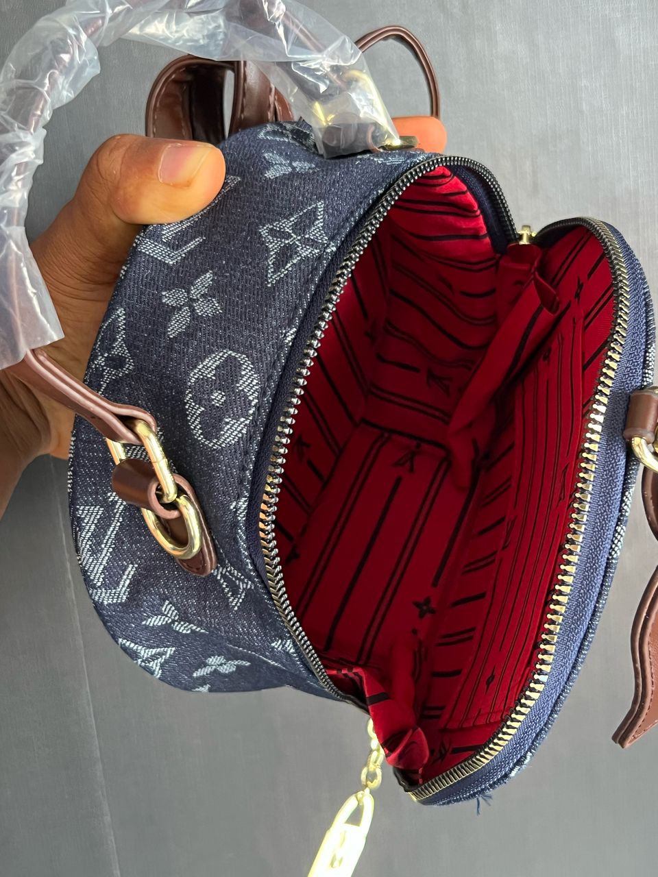 A quality LV jeans bag - Buy on Payuee e-Shop