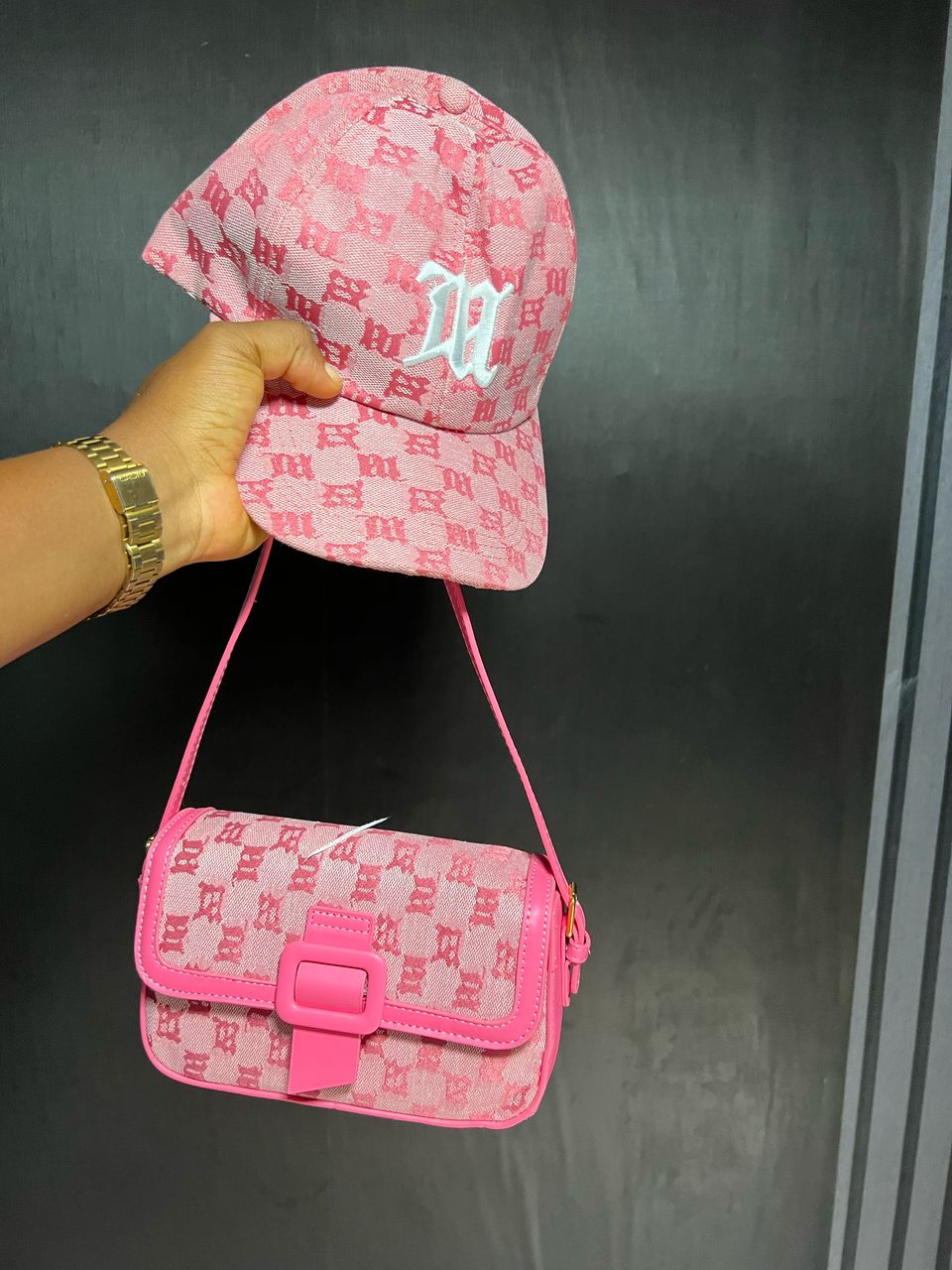 Bag and cap sweet combo - Buy on Payuee e-Shop