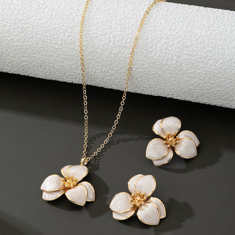 Complete set (1) - Buy on Payuee e-Shop