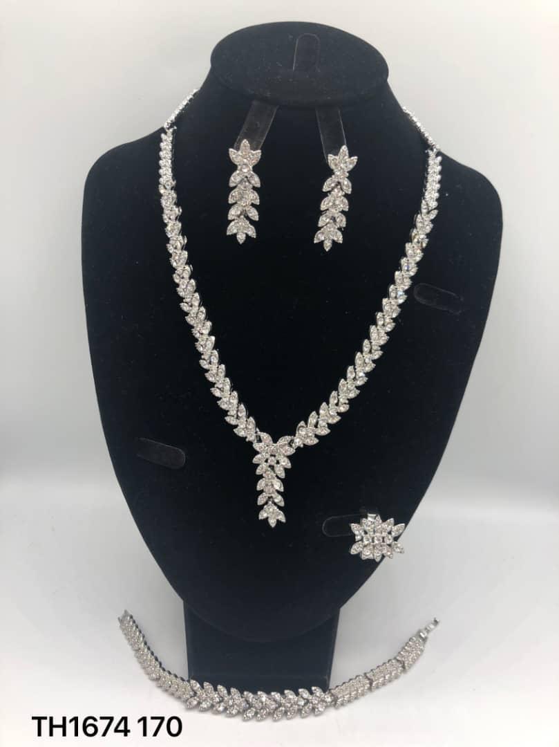 Jewelry ladies set - Buy on Payuee e-Shop